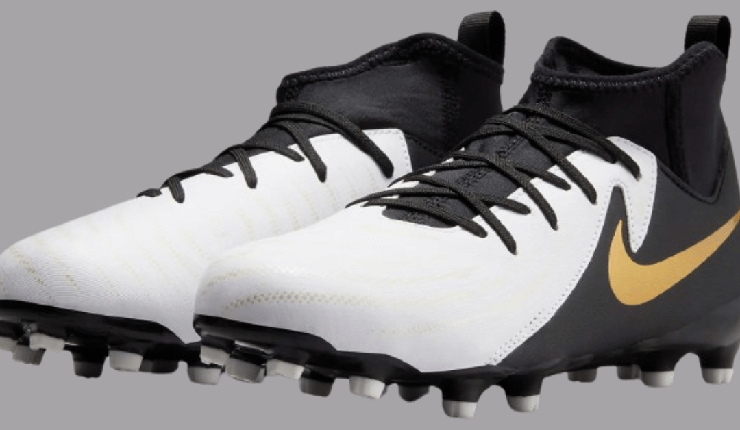 Get 16% off Nike Jr. Phantom Luna 2 Academy Little/Big Kids’ MG Soccer Cleats @ Nike US